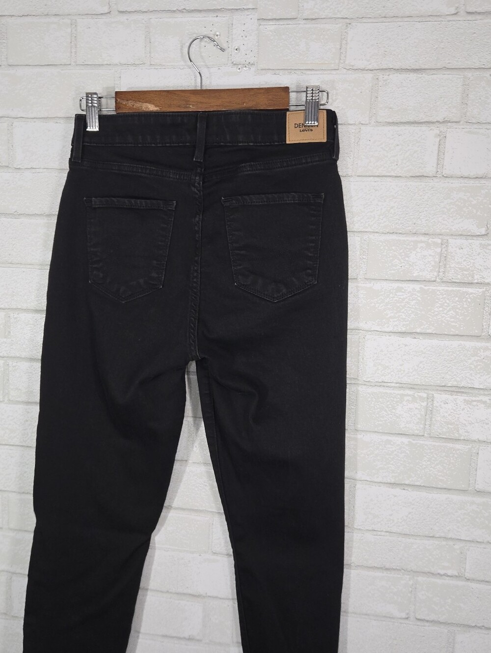 Denizen from Levi's high rise skinny jeans - Picture 13 of 16